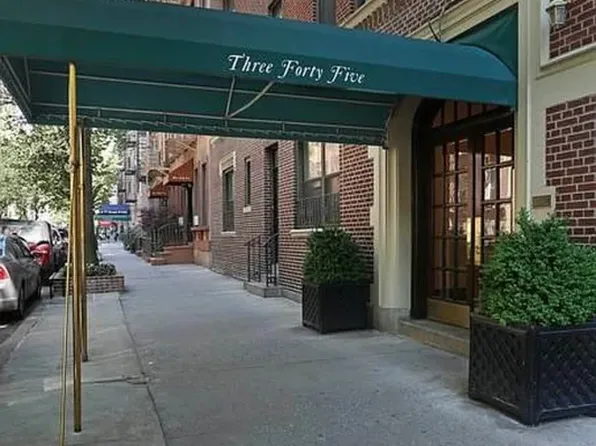 345 E 77th St APT 2I, New York, NY 10075