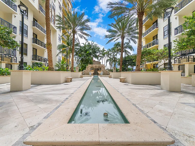 801 S Olive Ave #914 — Photo 39