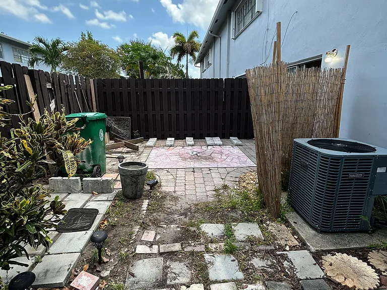1840 SW 81st Ter #1 — Photo 26
