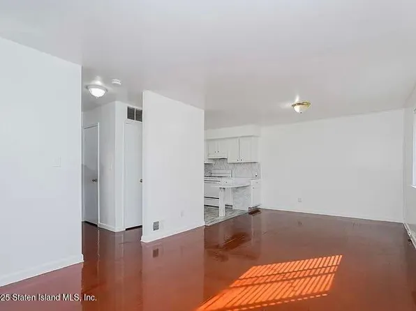 86 Tioga Street image 15 of 26