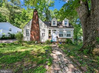 4007 Forest Grove Dr, Suitland, MD 20746