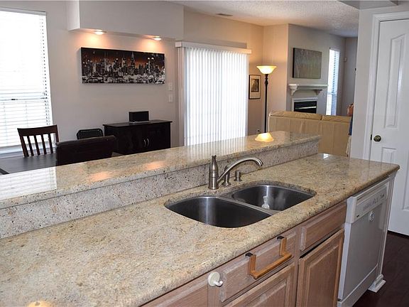 5th image of 4734 Kempsville Greens Pkwy