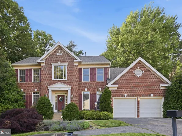 8556 Hooes Rd, Springfield, VA 22153