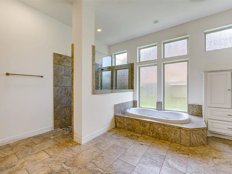 28214 Evergreen Cove Ln — Photo 27