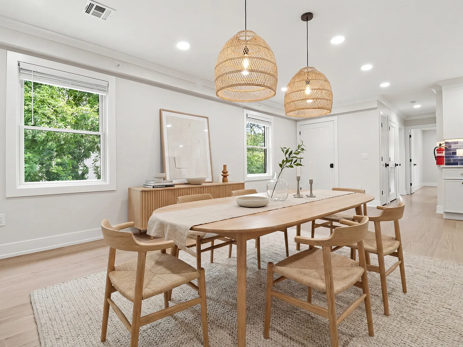 2 bed, 800 sqft, $2,950 — Photo 3
