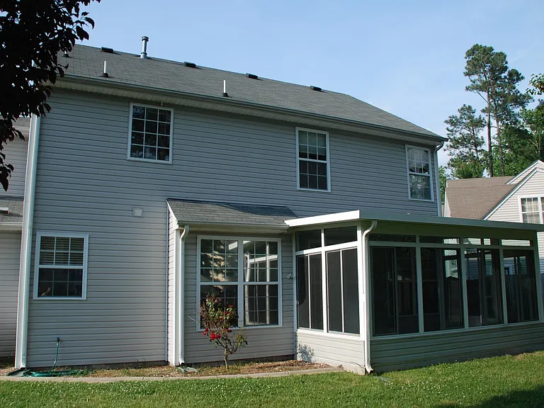 Back of house/sun room