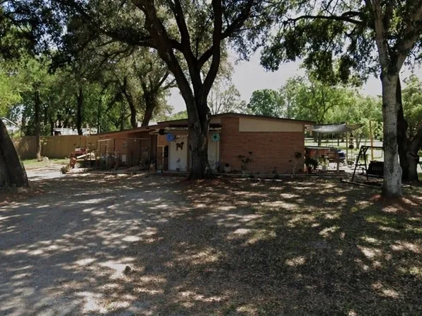 116 Lindsey Ave, Bay City, TX 77414