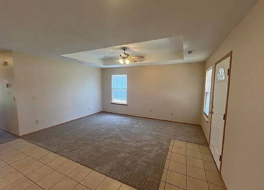 3 bed, 1100 sqft, $1,295 — Photo 4