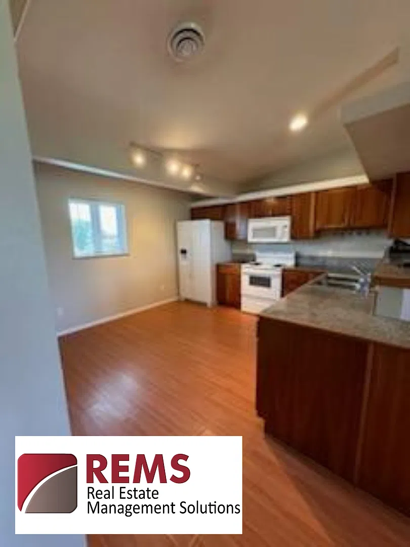 513 Jordan Way — Photo 4