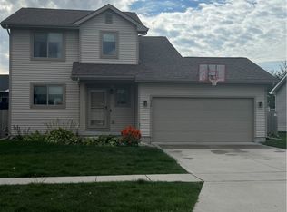 526 E 2nd St, Huxley, IA 50124