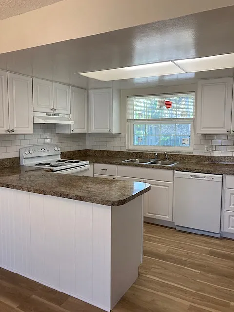 2 bed, 1283 sqft, $2,000 — Photo 3