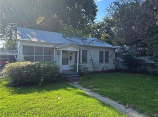 419 N Preston St, Marksville, LA 71351