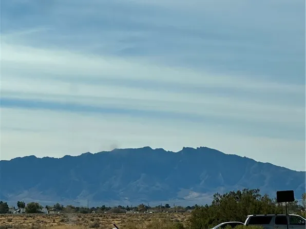 2571 E Feather St, Pahrump, NV 89048