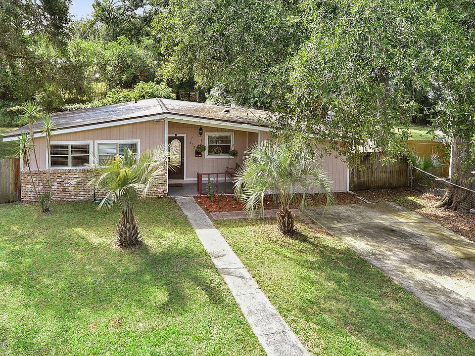 1st image of 2334 Misty Dr