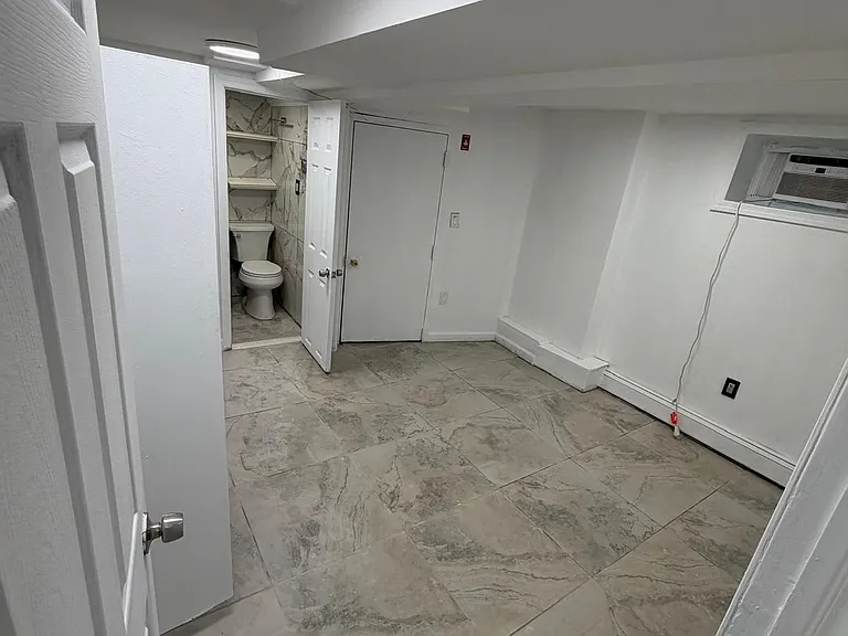 12951 134th St #BASEMENT — Photo 5