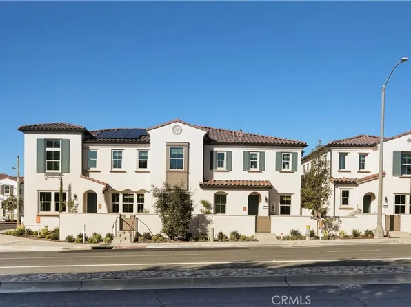 102 Fayette Ct, Claremont, CA 91711