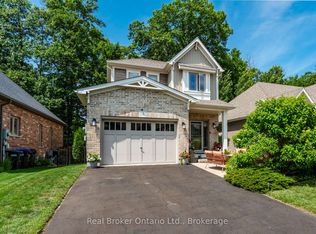 984 Cook Dr, Midland, ON L4R 0E4