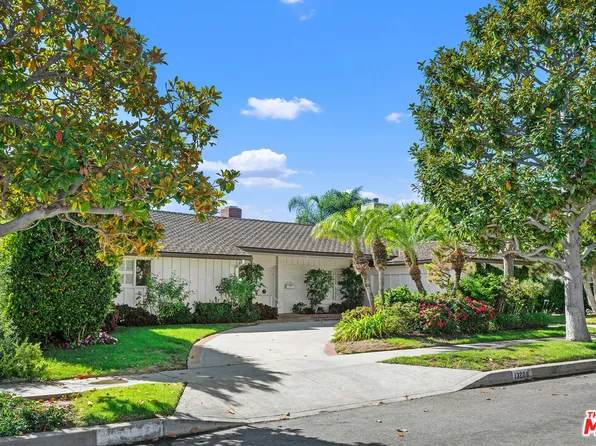 13208 Jonesboro Pl, Los Angeles, CA 90049