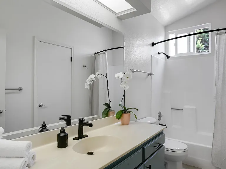 5341 Traci Dr — Photo 28