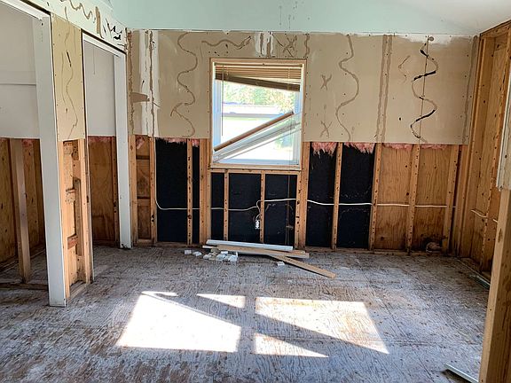 4th image of 0236 E Lakeview Dr