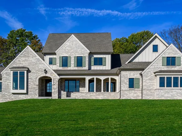 9417 Sunset Reserve Dr, Sunset Hills, MO 63127