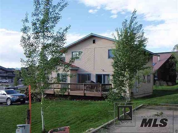 2nd image of 3240 Village Dr