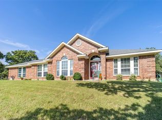 110 Shawn East Ln, Mineral Wells, TX 76067