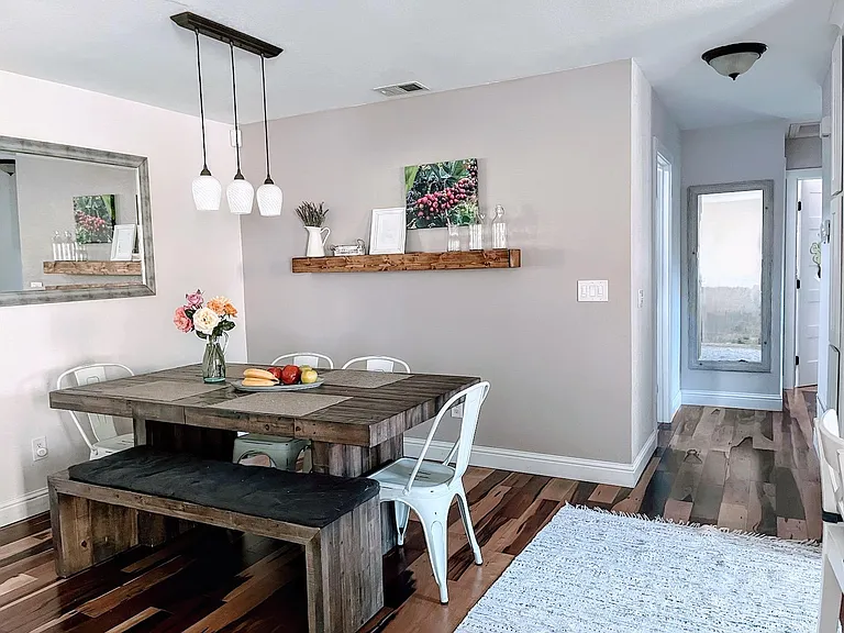 5490 Scenic Ave — Photo 9