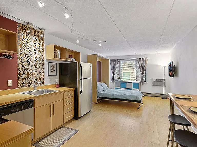 3512 Bryant Ave S #102 — Photo 3