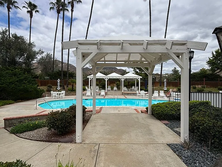 1241 Pearlbush Ct — Photo 34