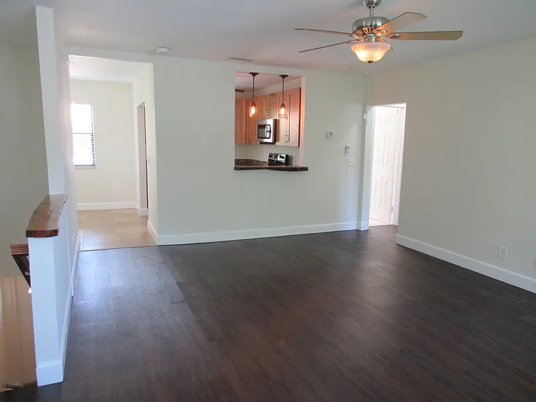 810 Park Pl — Photo 6