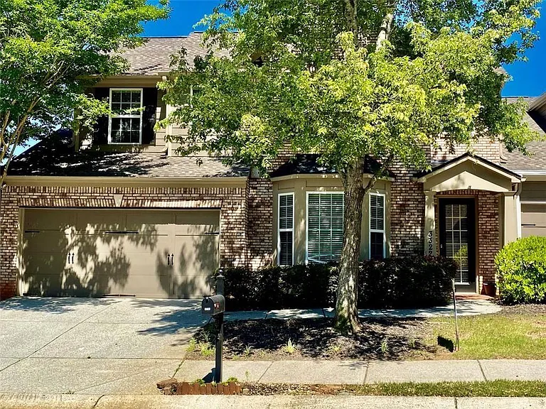 3322 Castleberry Village Dr — Photo 2