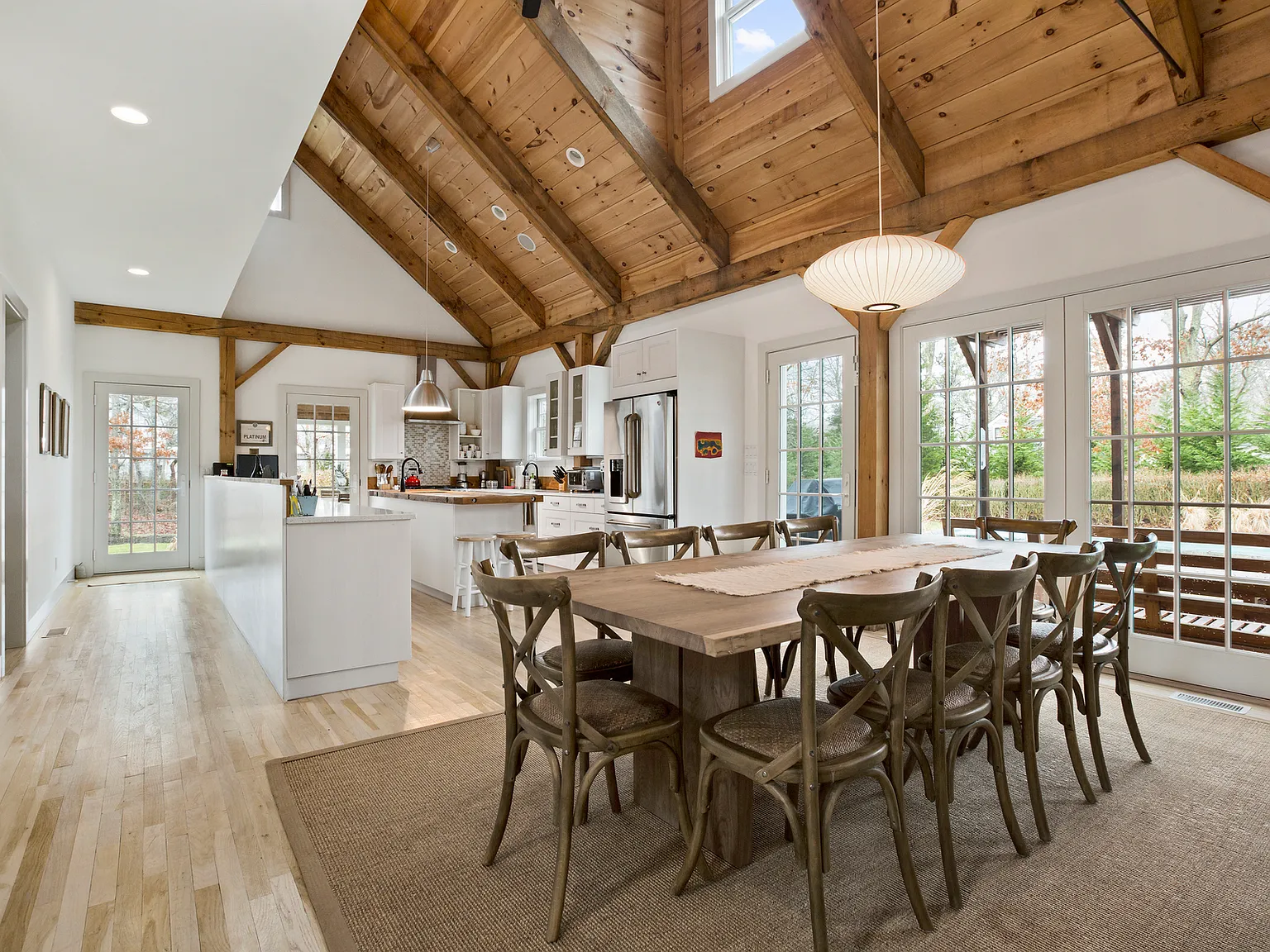 Eco-friendly Sagaponack Living; Modern Barn With Pool — Photo 4