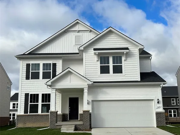 612 Gretchen Ln, Saline, MI 48176