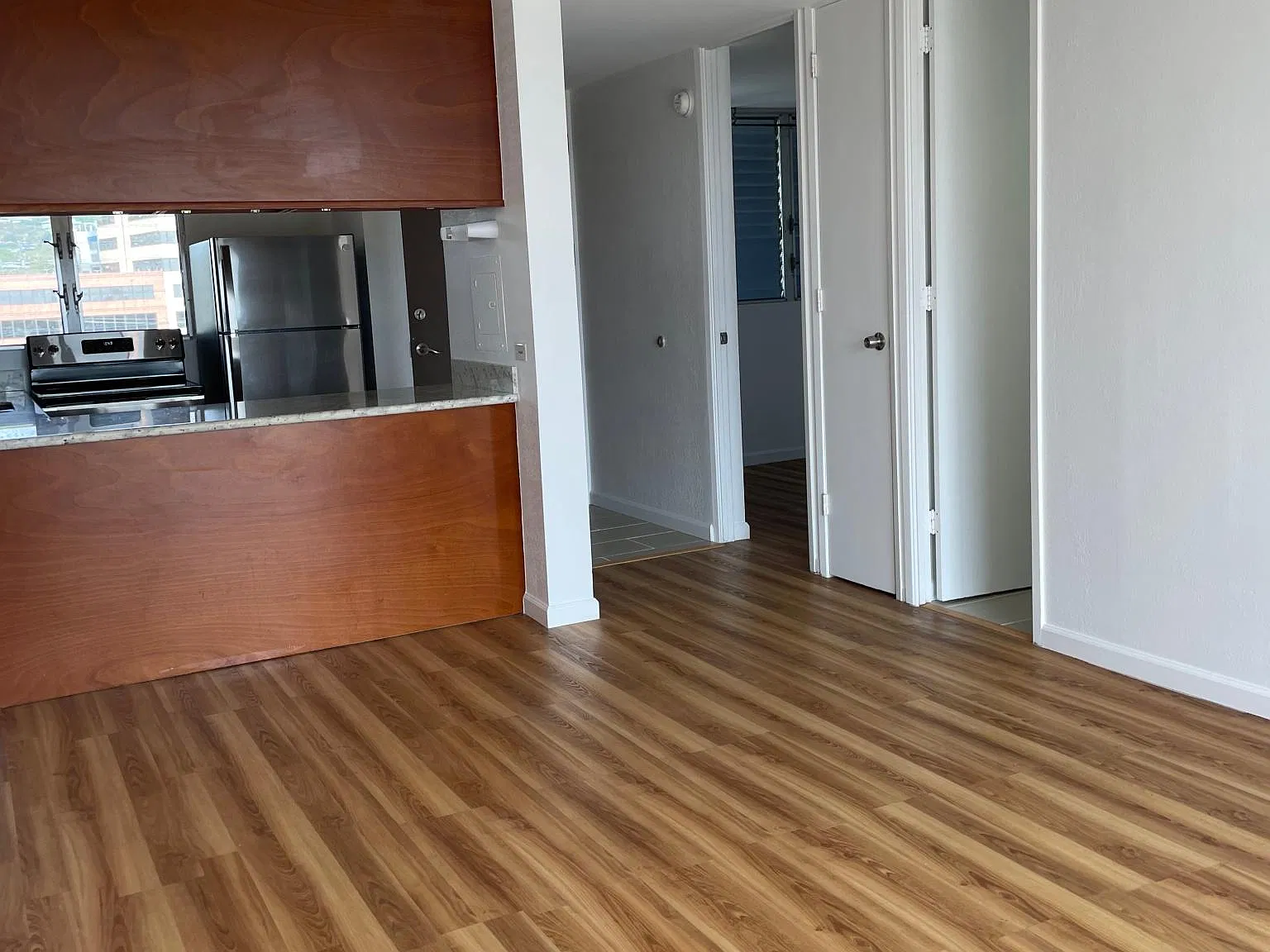 2 bed, 633 sqft, $2,300 — Photo 4