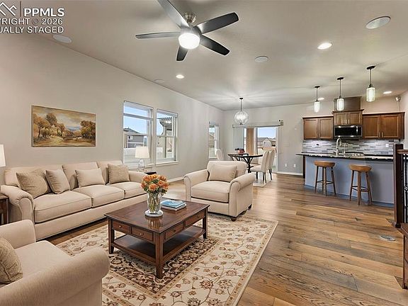 2nd image of 7338 Benecia Dr