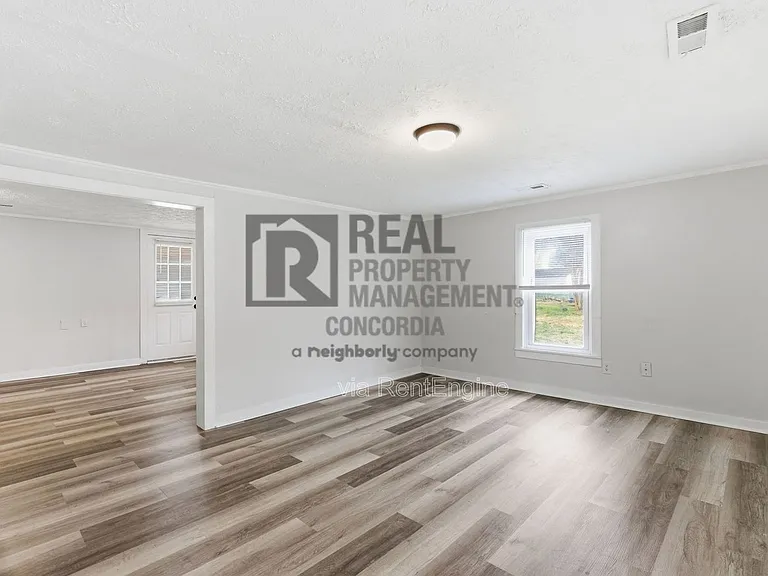 6548 Old Clarksville Pike — Photo 8