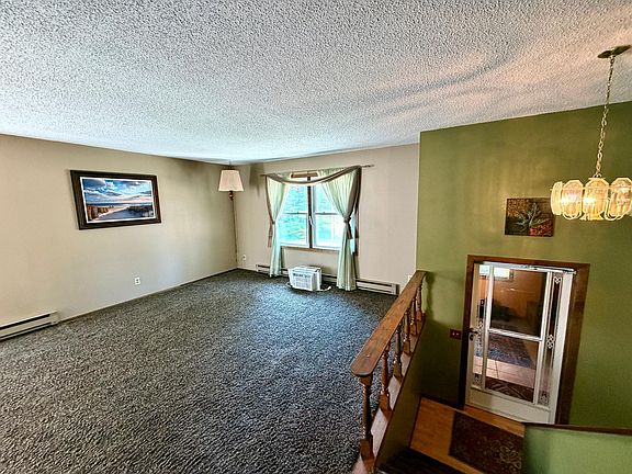 3rd image of 2841 Timberlane Way SW