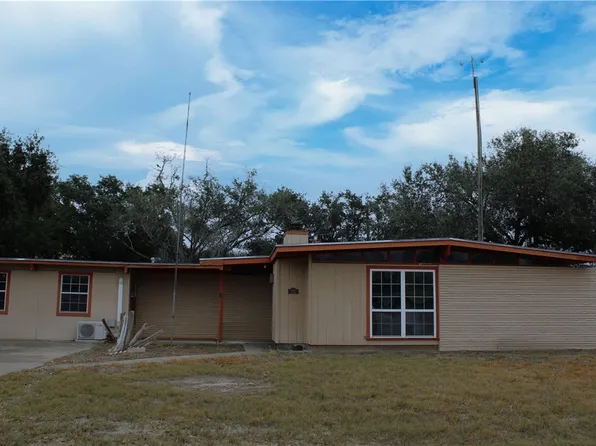 722 Santa Anita Dr, Kingsville, TX 78363