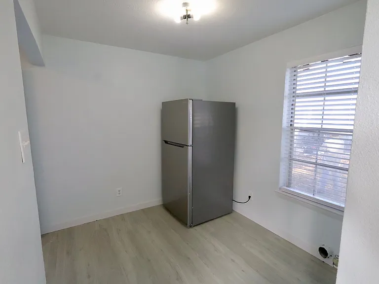 7929 Millstone Dr — Photo 6