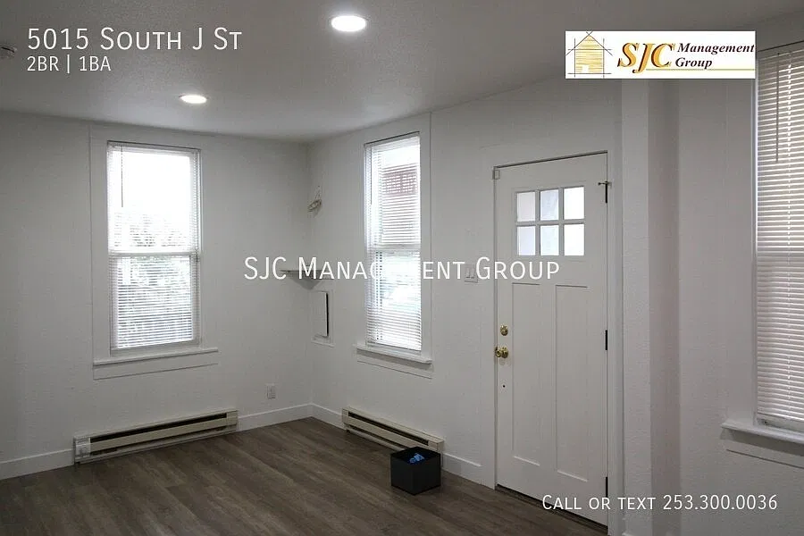 Two bedroom one bath home for rent in Tacoma — Photo 4