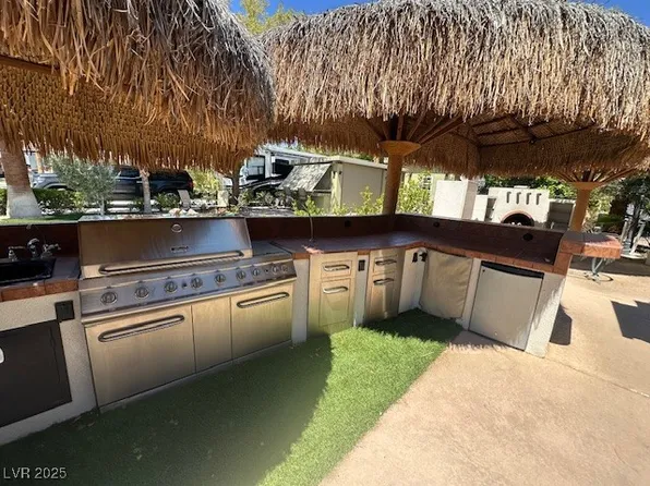 8175 Arville St #52, Las Vegas, NV 89139