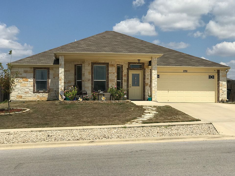 1st image of 2701 Tara Dr