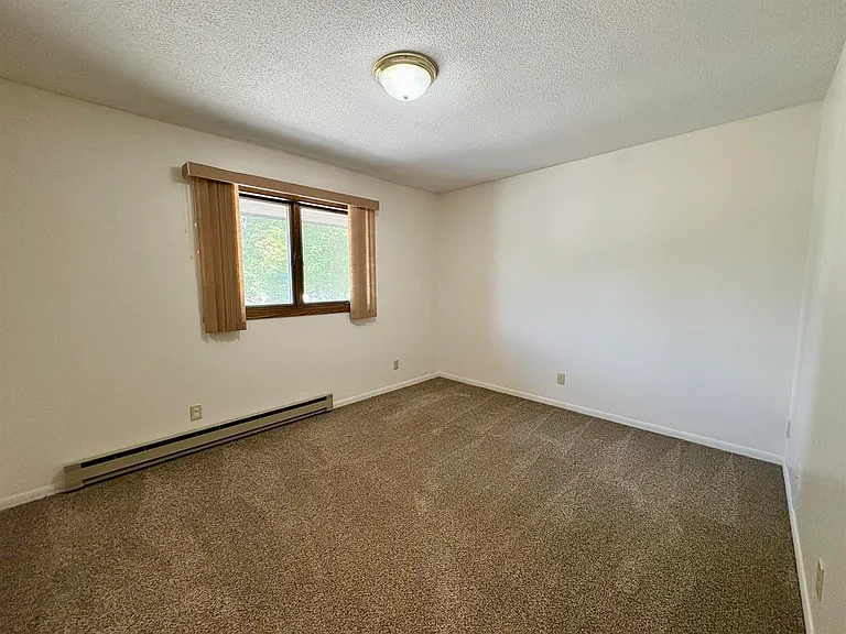 225 1st St SW — Photo 8
