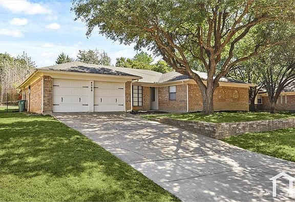 3rd image of 4509 Branchview Dr