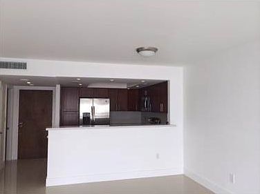 4th image of 1420 Brickell Bay Dr #Penthouse 2e