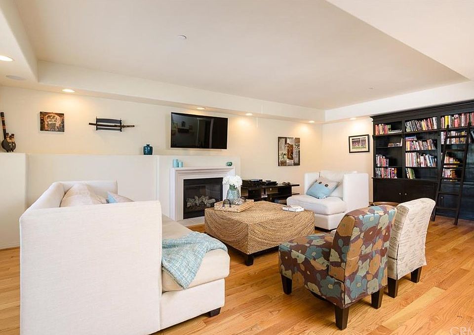 1st image of 11766 W Sunset Blvd APT 102