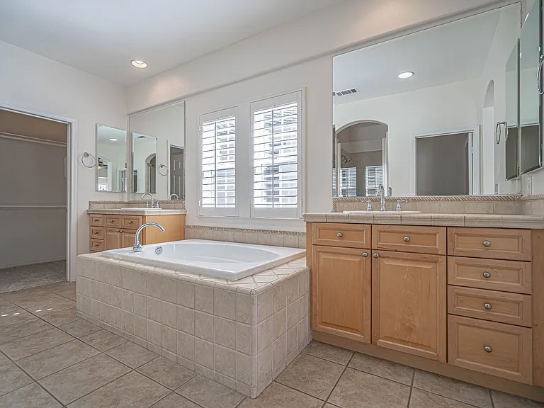 23932 Windward Ln — Photo 16