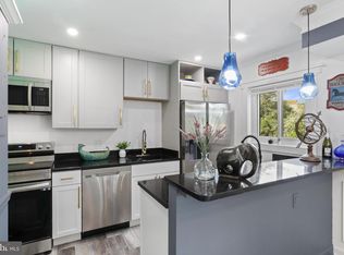 3320 S 28th St APT 403, Alexandria, VA