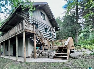 9501 Gunflint Trl, Grand Marais, MN 55604